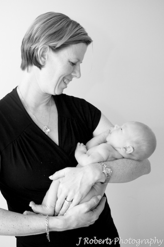 Mother and newborn - newborn portrait photography